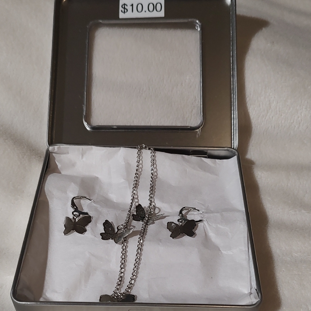 Elegant Silver Butterfly Jewelry Set